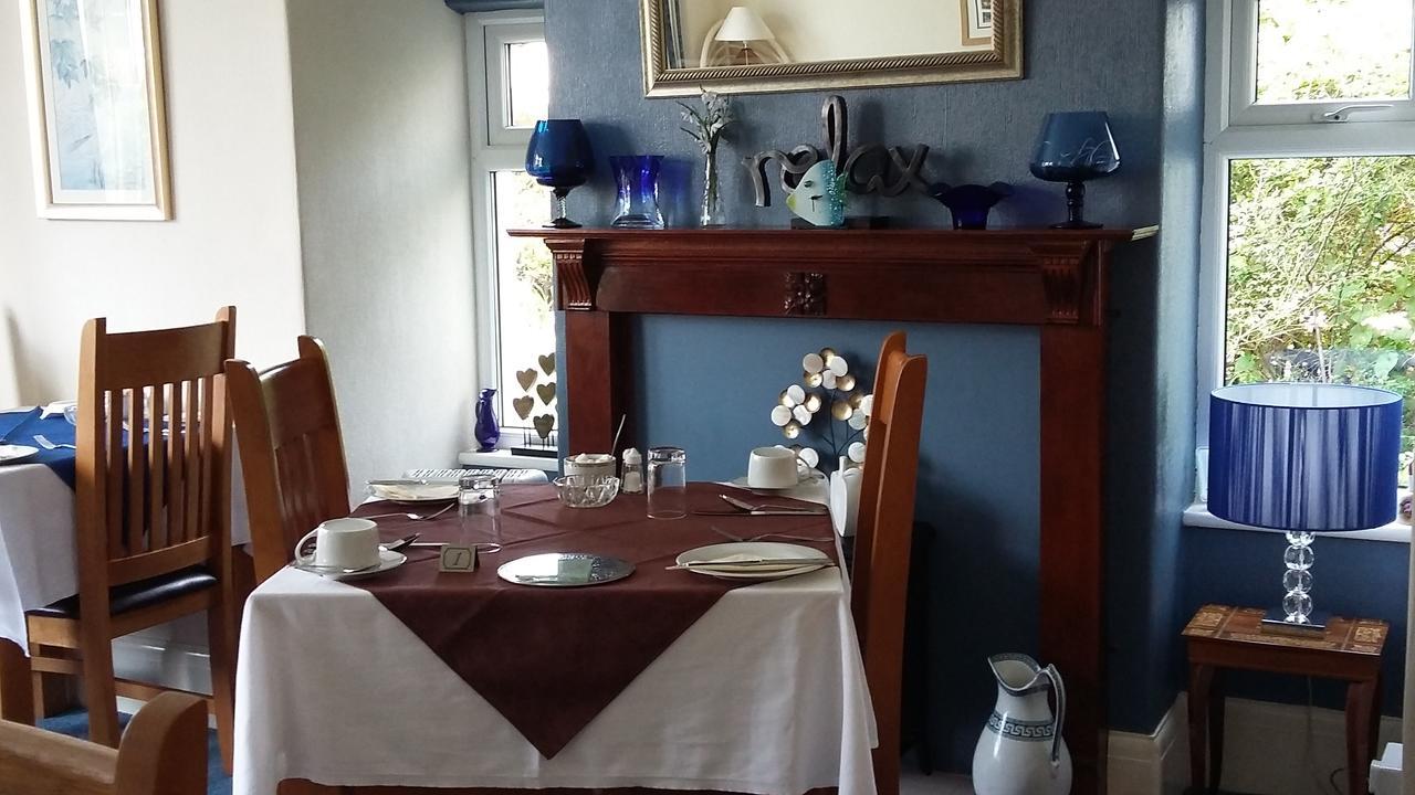 חלנדודנו Cleave Court Guest House מראה חיצוני תמונה